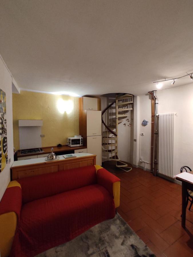 La Casa A Chiocciola Between Lake And Mountains Lierna Bagian luar foto